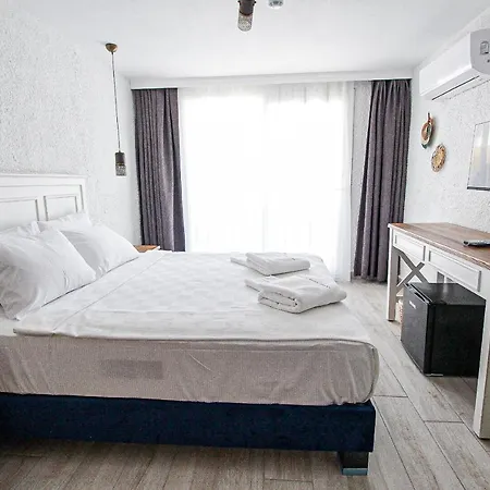 מלון L'etro Maison Alacati