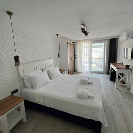 Отель L'etro Maison Alacati Кешме